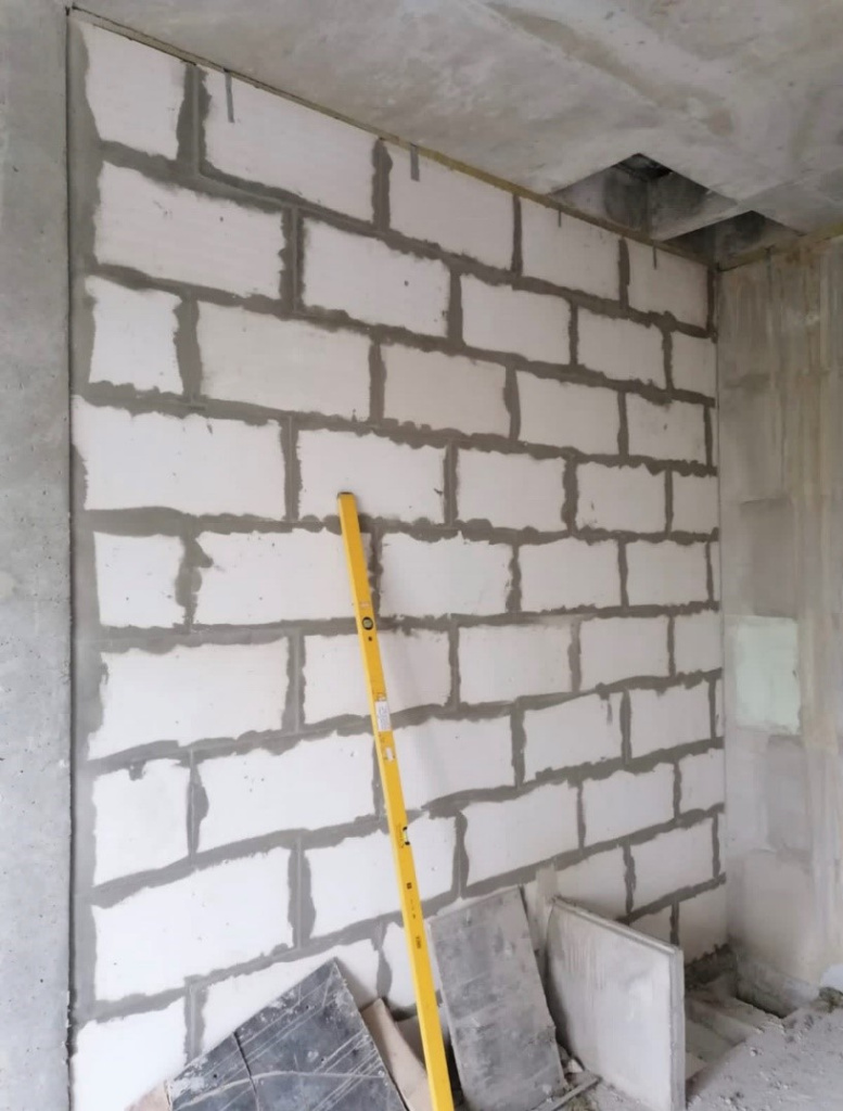 Перегородка межкомнатная из газобетона